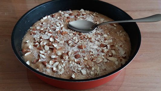 Gâteau poires amandes avant cuisson