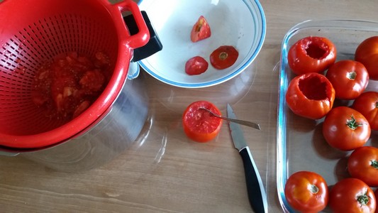 Tomates farcies évidement