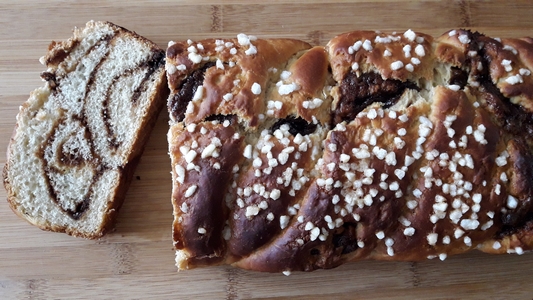 L’attribut alt de cette image est vide, son nom de fichier est Babka-à-la-cannelle-.jpg.