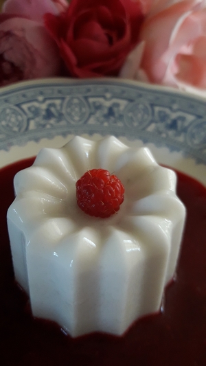 Panna cotta à la rose